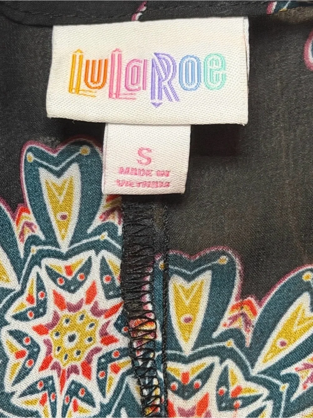 LuLaRoe Lindsey Small Black Floral Medallion Kimono Cardigan Open Front Cover Up